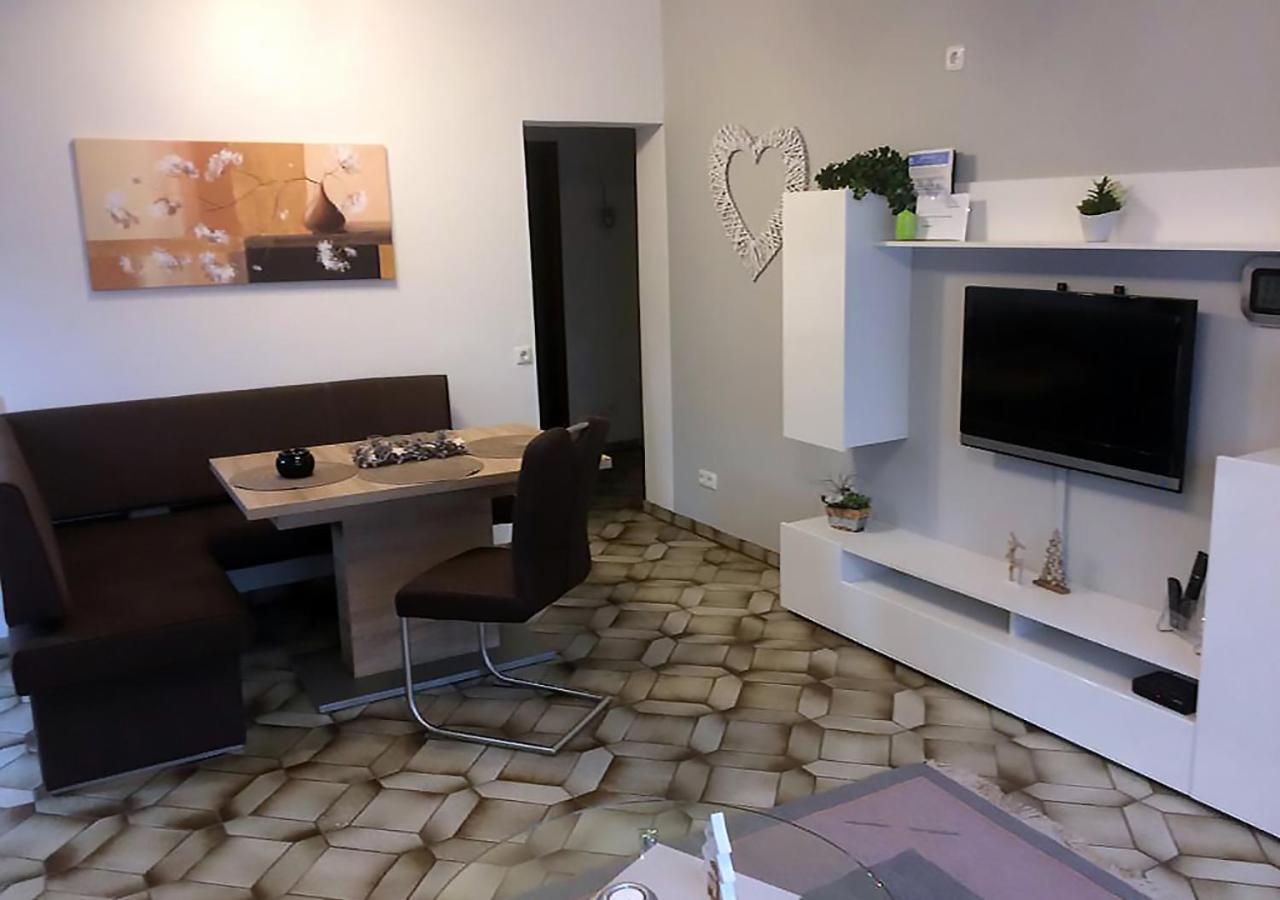 Ferienwohnung Angelika Degerfelden Ngoại thất bức ảnh